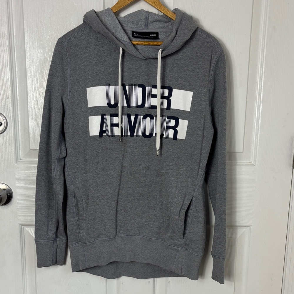 Under Armour gray drawstring hoodie UA graphic pouch pocket size Medium unisex